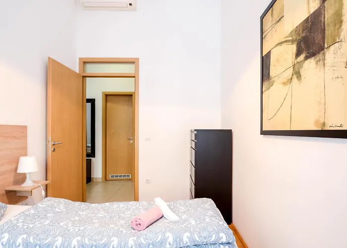 Gozsdu Haven Gem 3br W Nightlife Nearby Apartamento